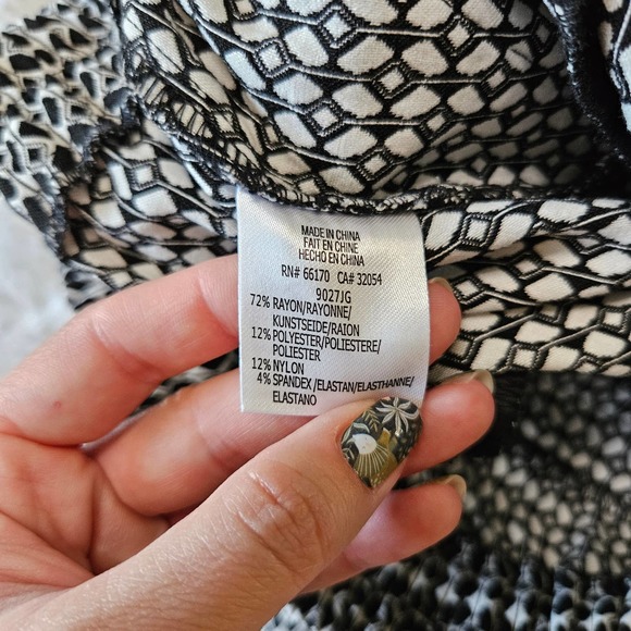 NWOT‎ Anthropologie Women's Pull On Black & White Patterned Tapered Pant. Size S - Picture 7 of 12